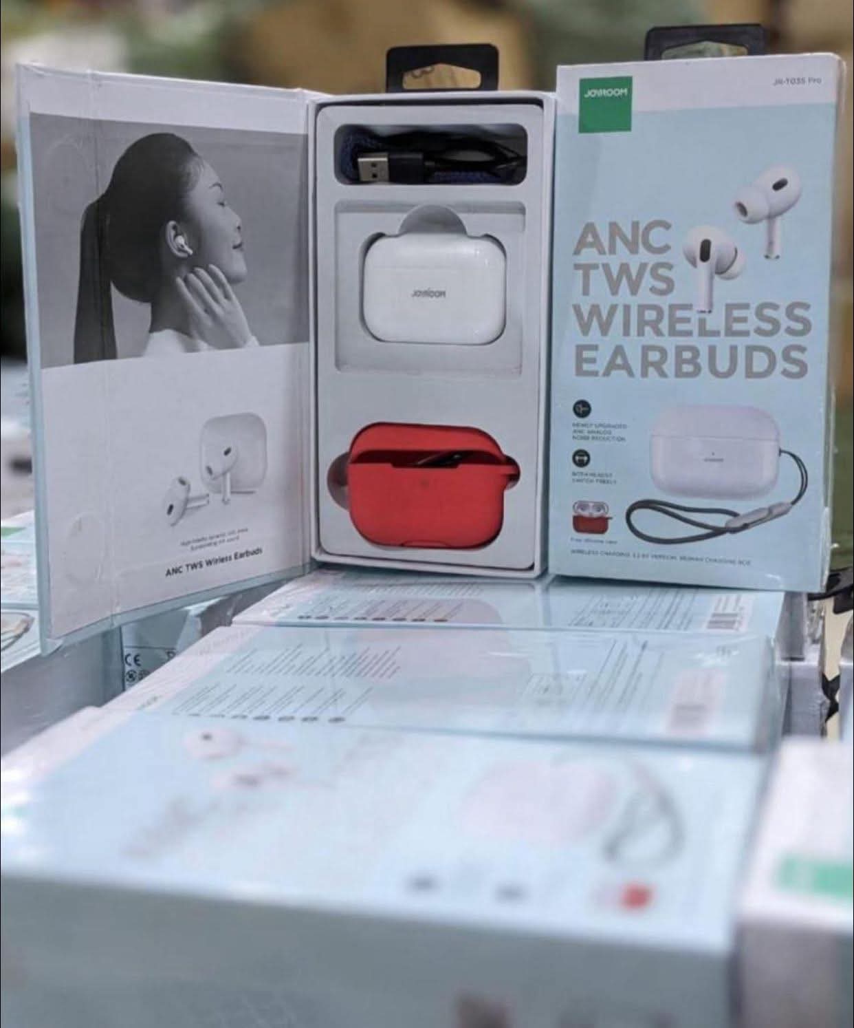 ANC TWS Wireless Earbuds with Active Noise Cancellation & Hi-Fi Sound